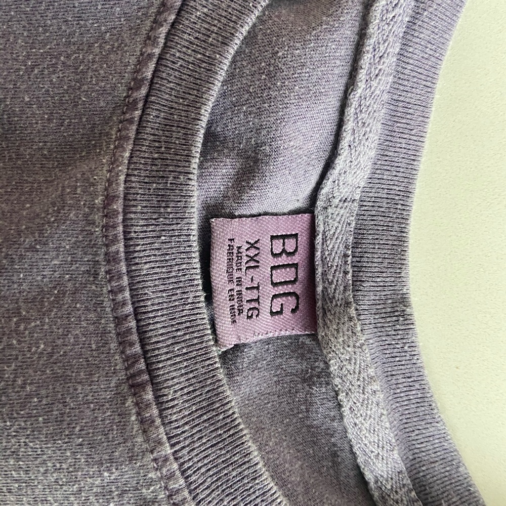 Urban Outfitters Shirt - Picture 3 of 3